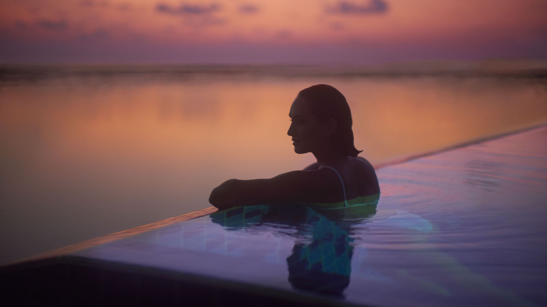 Sunset at the Anantara Veli Maldives Resort | Maldives | 